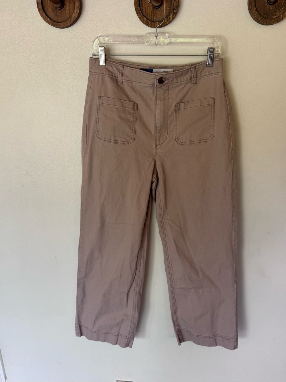 Old Navy Wide-Leg Cropped Pants in Mauve